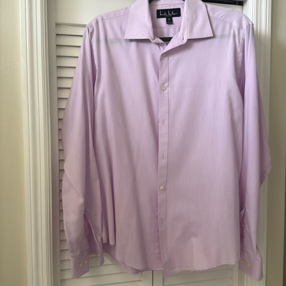 Nicole Miller men’s button up dress shirt 16 L
Like new only wore once